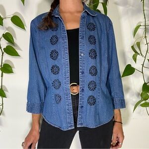 🌹 SOLD 🌹 Marigolds printed denim button down shirt